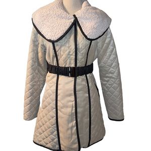 Ryu 3/4 Length Coat Women’s Size Small Belted Black and Cream